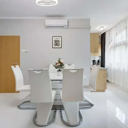 Lägenhet Fonyod Beach Apartment