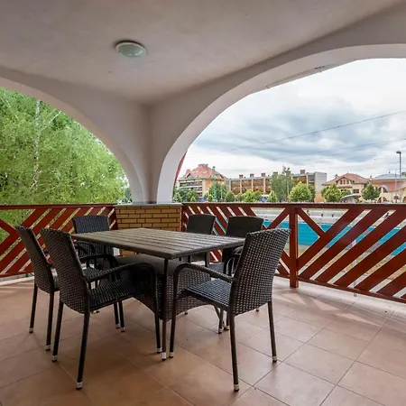 Fonyod Beach Apartment