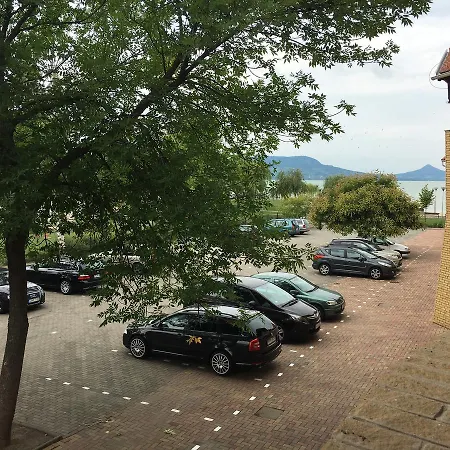 Fonyod Beach Apartment Apartman *